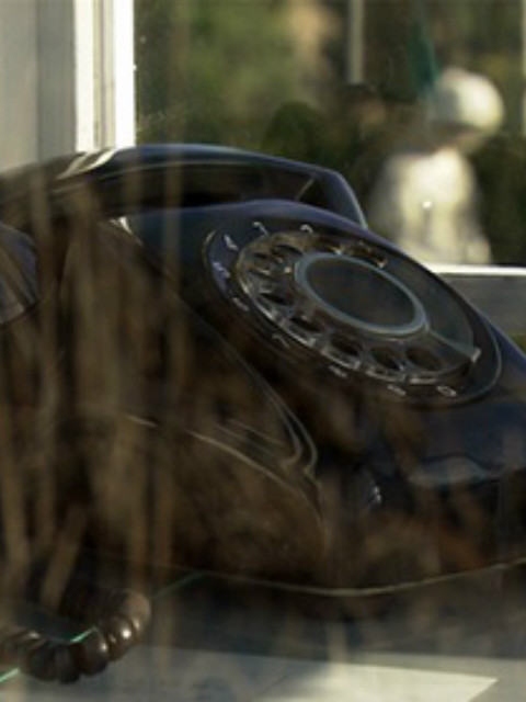 风之电话 向逝去的亲人低语封面图